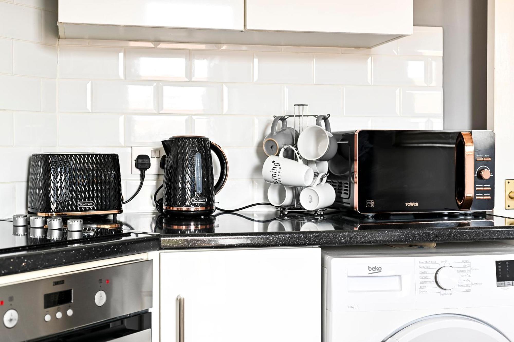 Cosy 1-Bed E15, Sleeps 4, 1 Min From Tube Station Near O2 Arena Apartment ลอนดอน ภายนอก รูปภาพ