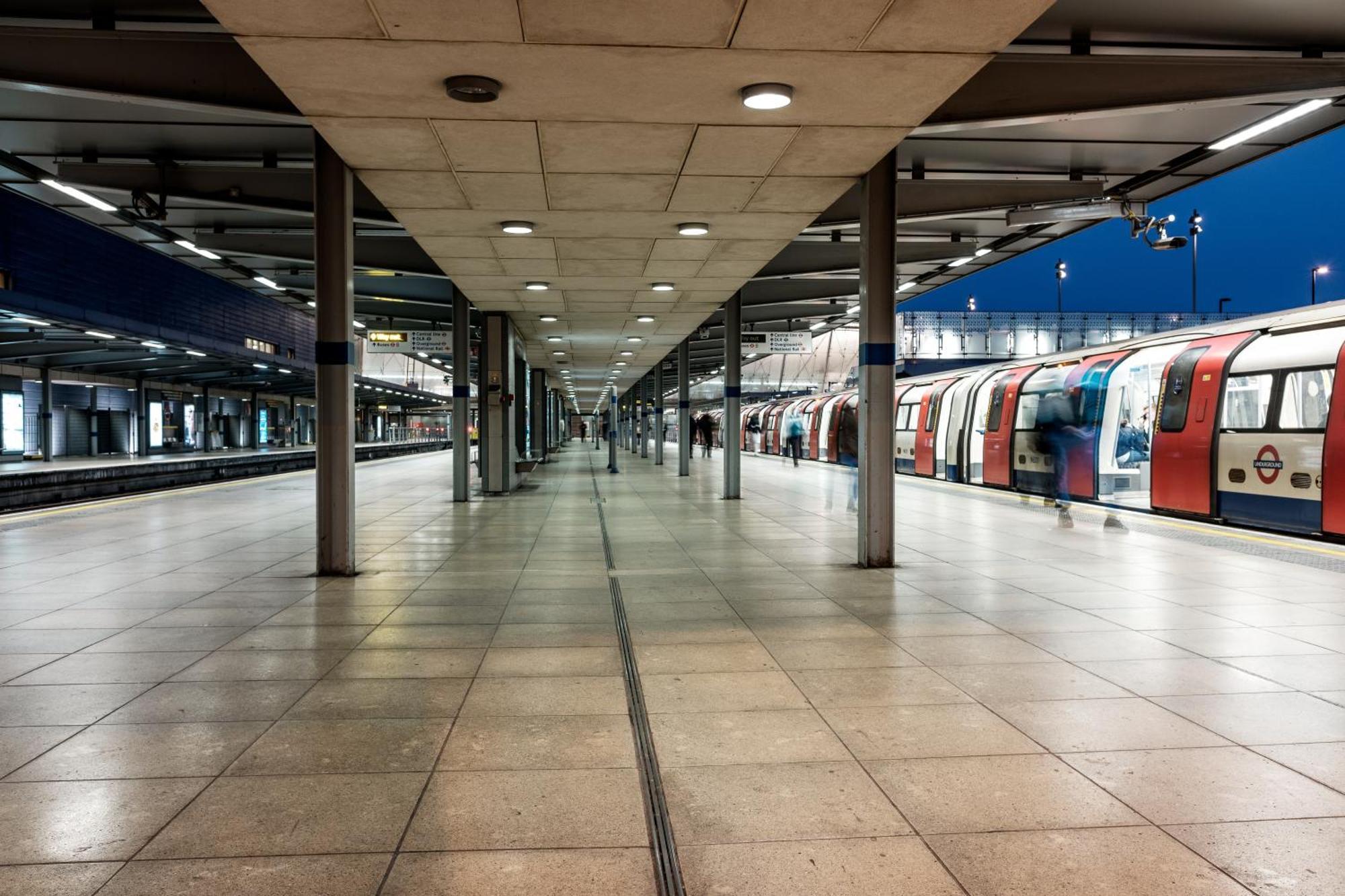 Cosy 1-Bed E15, Sleeps 4, 1 Min From Tube Station Near O2 Arena Apartment ลอนดอน ภายนอก รูปภาพ